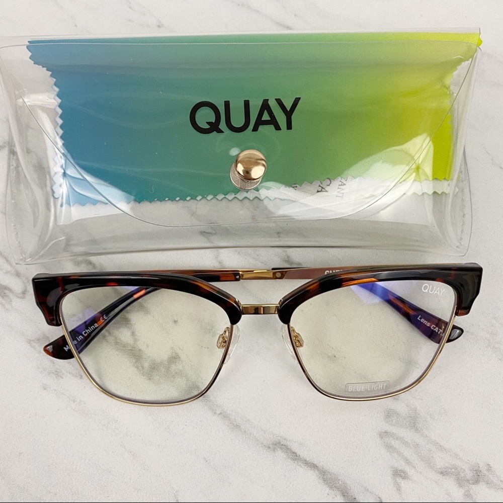 Quay Australia • Chemistry Blue Light Glasses - Picture 2 of 5